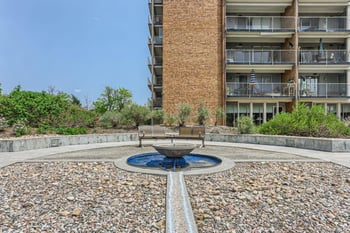 4801 9th Ave #301S, Denver, CO 80220