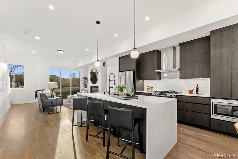 2148 Applewood Dr, Lakewood, CO 80215