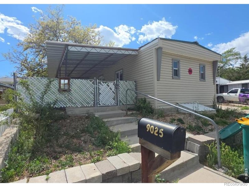 9025 Mandel St, Denver, CO 80260