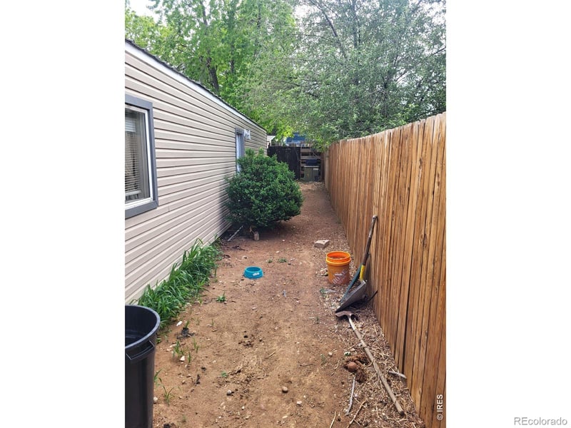 9069 Mandel St, Denver, CO 80260