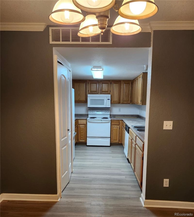 12208 Dorado Pl #201, Littleton, CO 80127