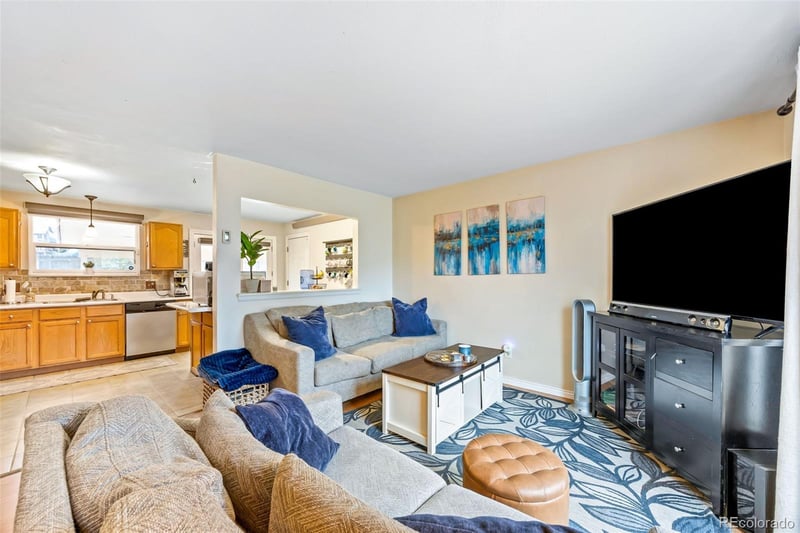 17774 Arizona Pl, Aurora, CO 80017