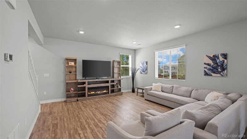 6213 Sherwood Ave, Frederick, CO 80504