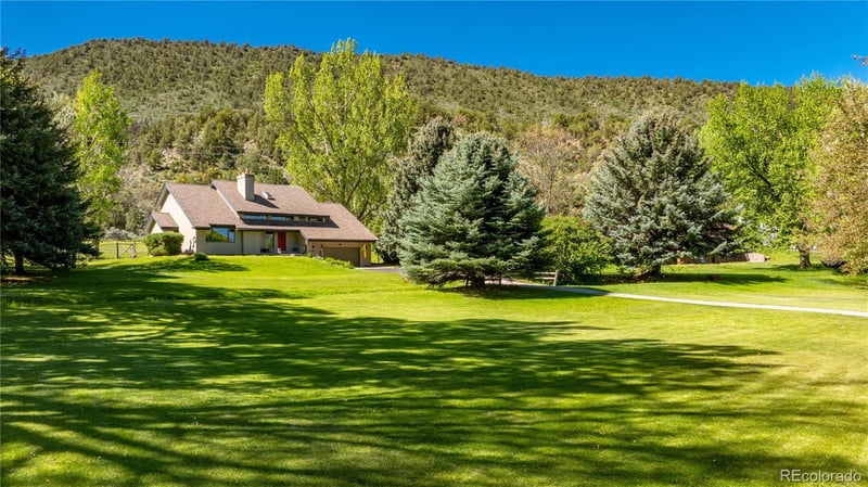 543 Westbank Rd, Glenwood Springs, CO 81601