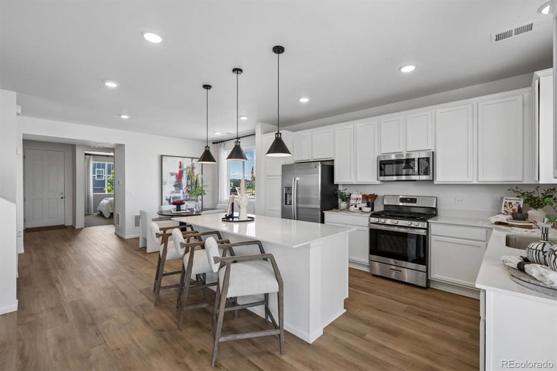 6401 Ankina Dr, Windsor, CO 80528
