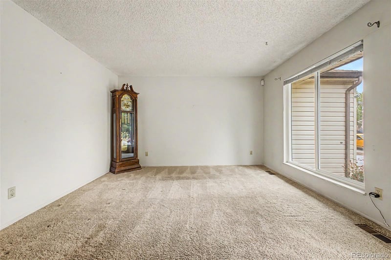 1123 Lewiston Way, Aurora, CO 80017