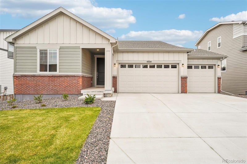 4324 Gozzer Ranch Dr, Elizabeth, CO 80107