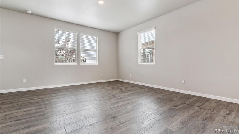 365 Bersshine St, Watkins, CO 80137