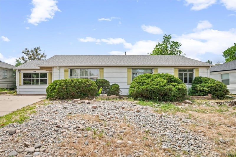 721 Geneva St, Aurora, CO 80010
