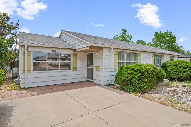 721 Geneva St, Aurora, CO 80010