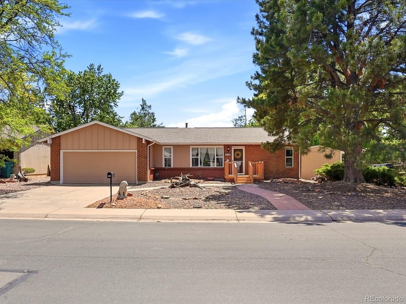 11972 Louisiana Ave, Aurora, CO 80012