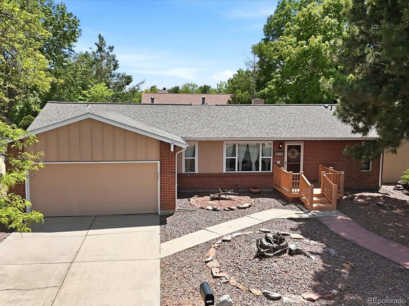 11972 Louisiana Ave, Aurora, CO 80012