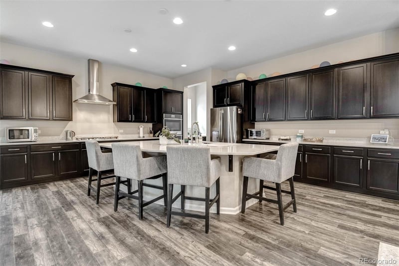 881 Flora View Dr, Erie, CO 80516