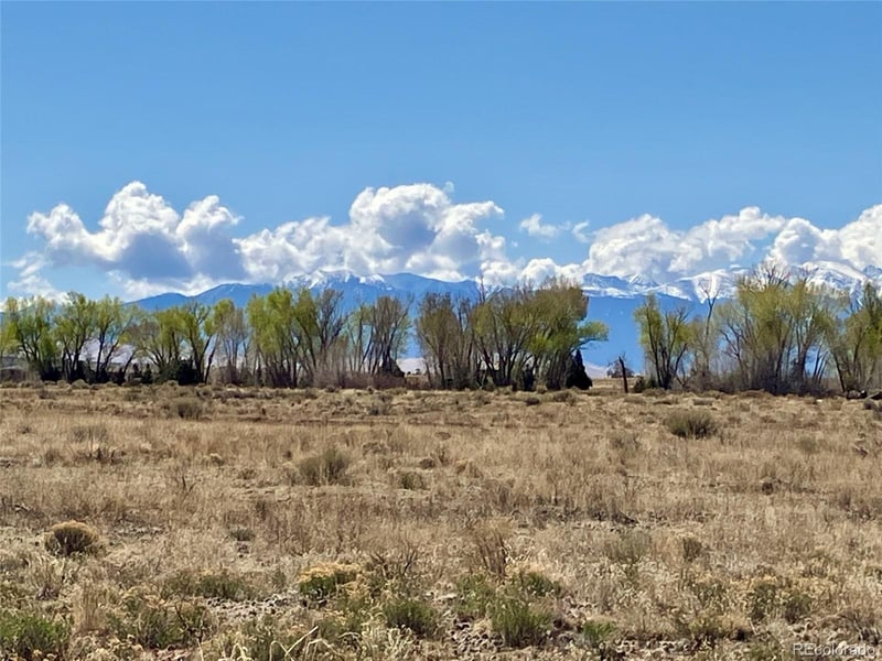 380 Charolais Trl, Crestone, CO 81131