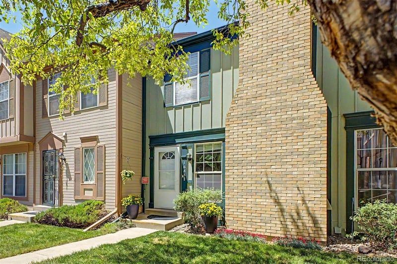 1685 Blackhawk Way #B, Aurora, CO 80012