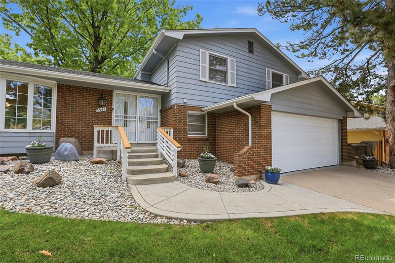 3945 Willow Way, Denver, CO 80237
