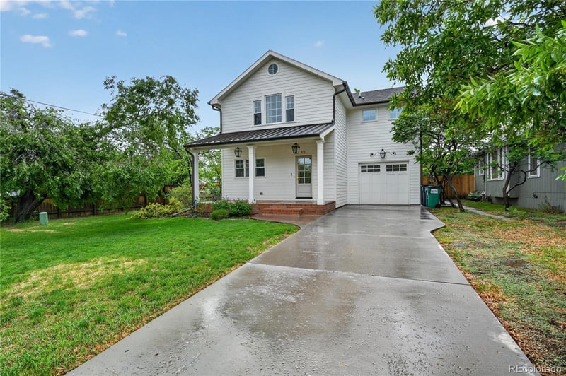 913 7th St, Berthoud, CO 80513