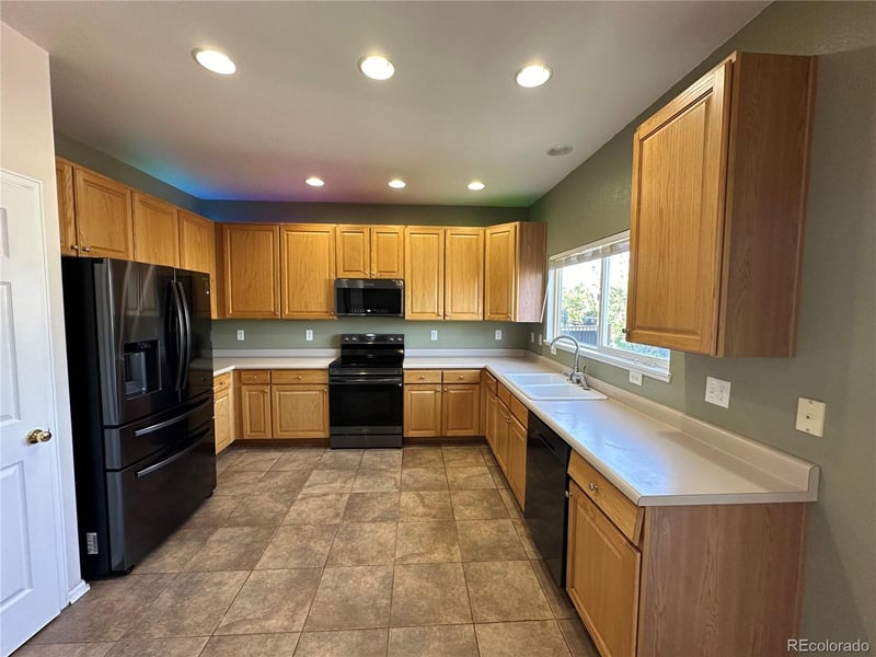 4157 Knollvale Dr, Colorado Springs, CO 80922