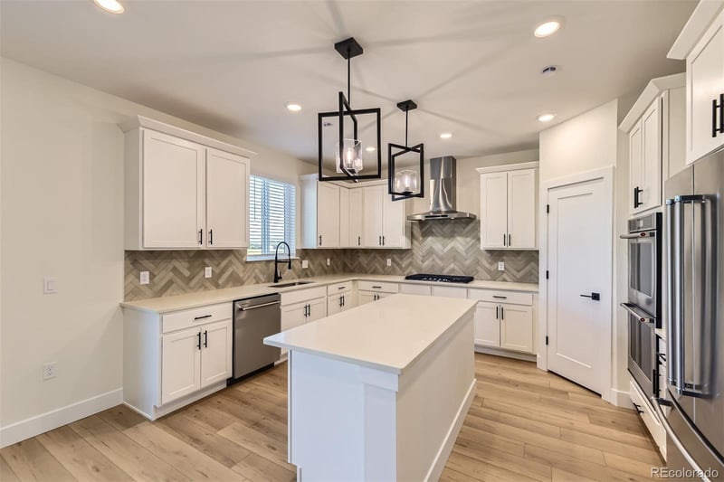42973 Colonial Trl, Elizabeth, CO 80107