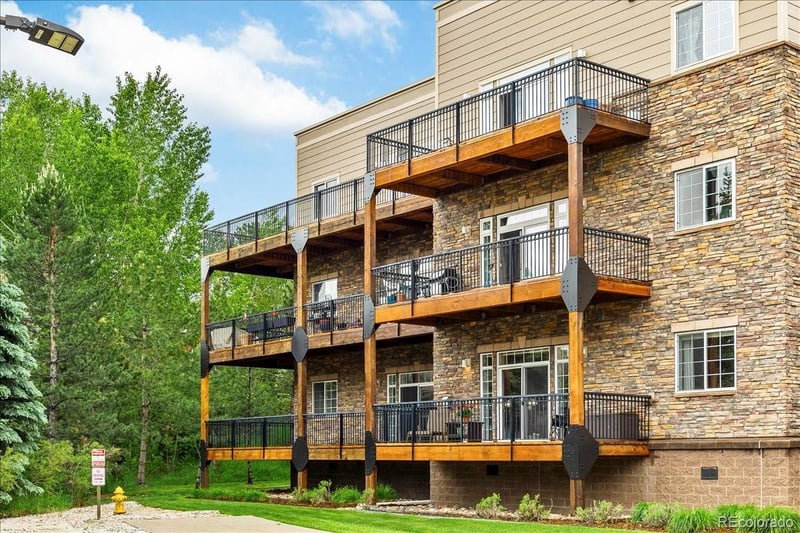 6000 W Floyd Ave #115, Denver, CO 80227