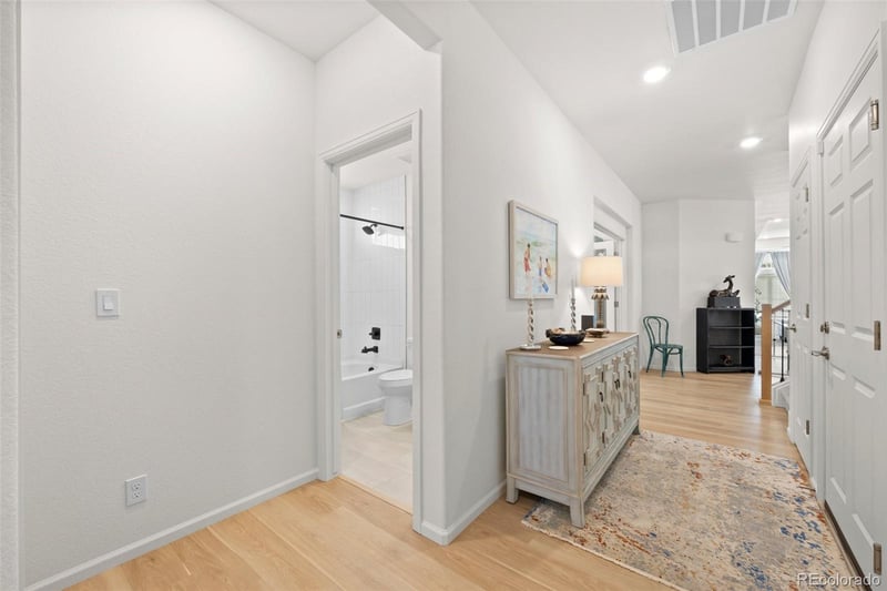 5037 Quemoy St, Aurora, CO 80019