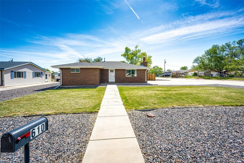 610 3rd St, Bennett, CO 80102