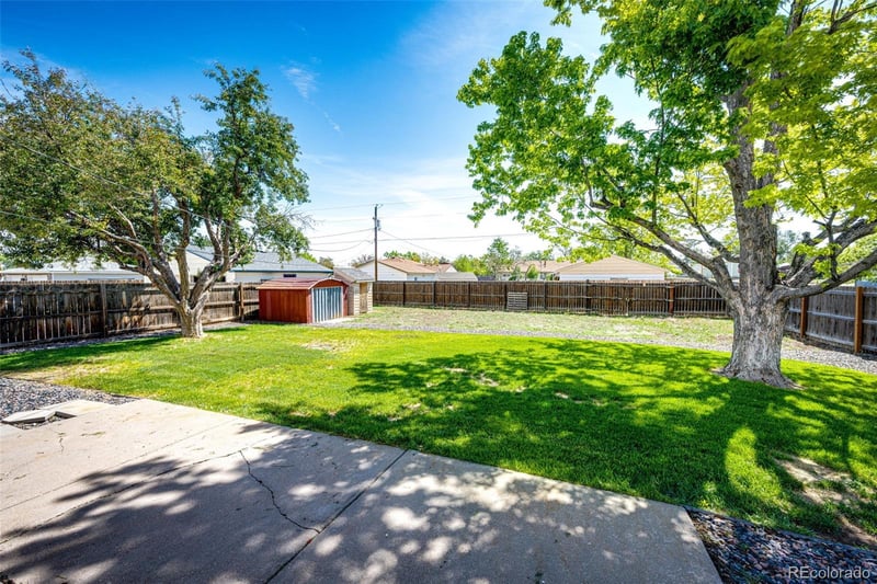 610 3rd St, Bennett, CO 80102