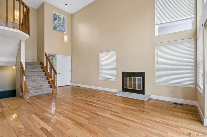 2049 Phillips Ln, Centennial, CO 80122