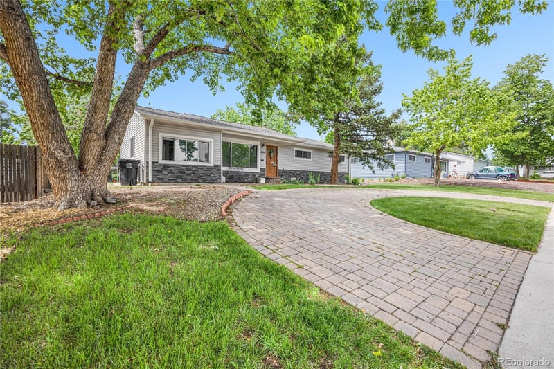 3356 Hialeah Ave, Littleton, CO 80123
