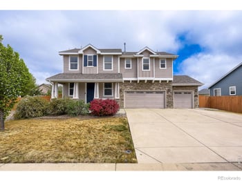 715 Stonehaven St, Dacono, CO 80514