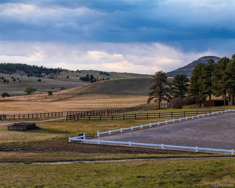 100 Noe Rd, Larkspur, CO 80118