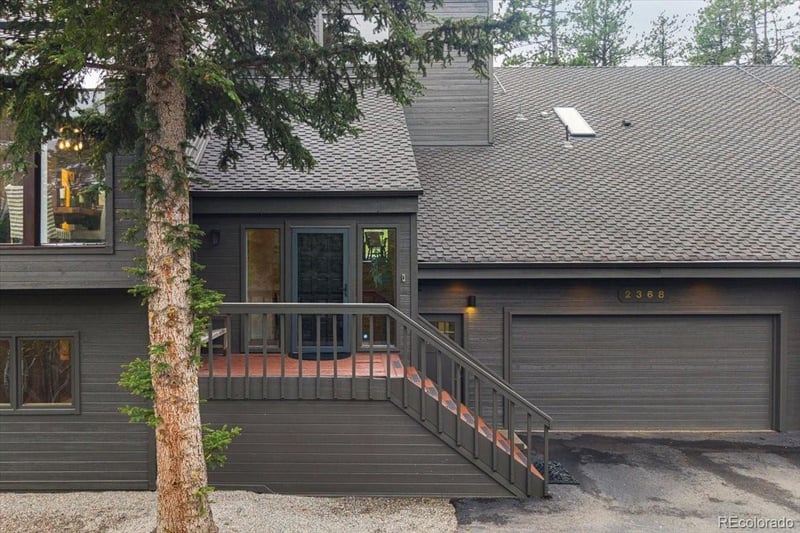 2368 Bitterroot Ln, Golden, CO 80401