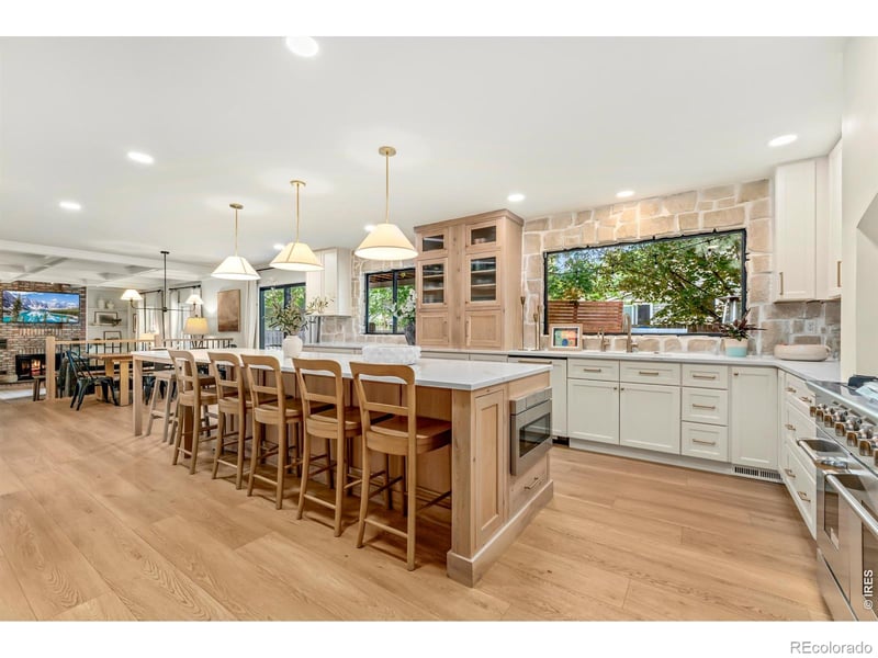 3337 Pineridge Pl, Fort Collins, CO 80525