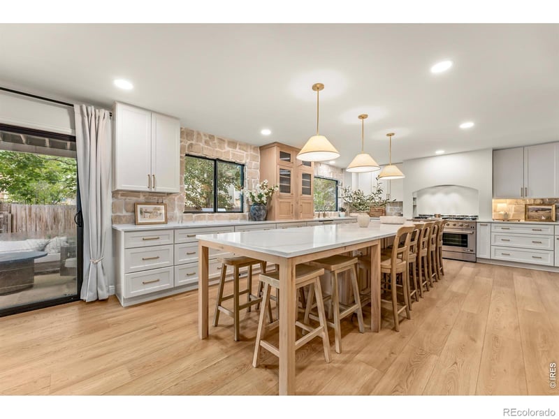 3337 Pineridge Pl, Fort Collins, CO 80525