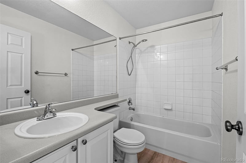5160 Ashbrook Cir, Highlands Ranch, CO 80130