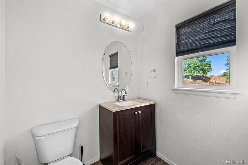 5160 Ashbrook Cir, Highlands Ranch, CO 80130
