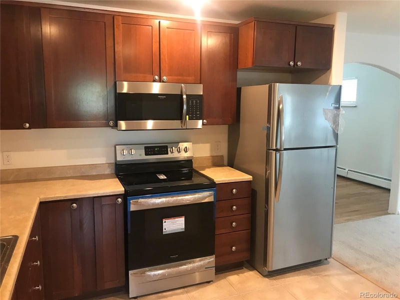3555 Downing St, Englewood, CO 80113