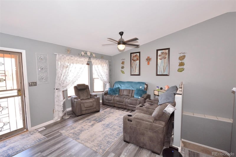671 Mcculloch Blvd, Pueblo West, CO 81007