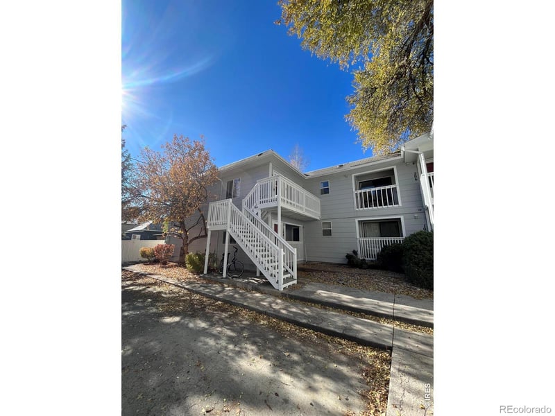 348 Collyer St #208, Longmont, CO 80501