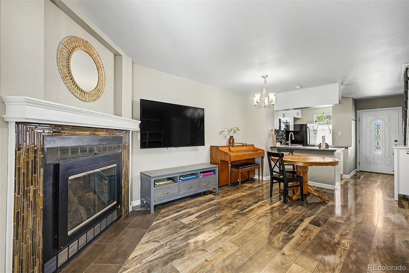 8198 Columbine Ct, Centennial, CO 80122