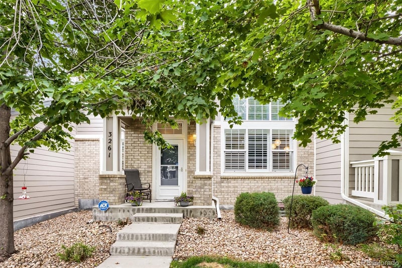 3261 Uravan Ct, Aurora, CO 80013