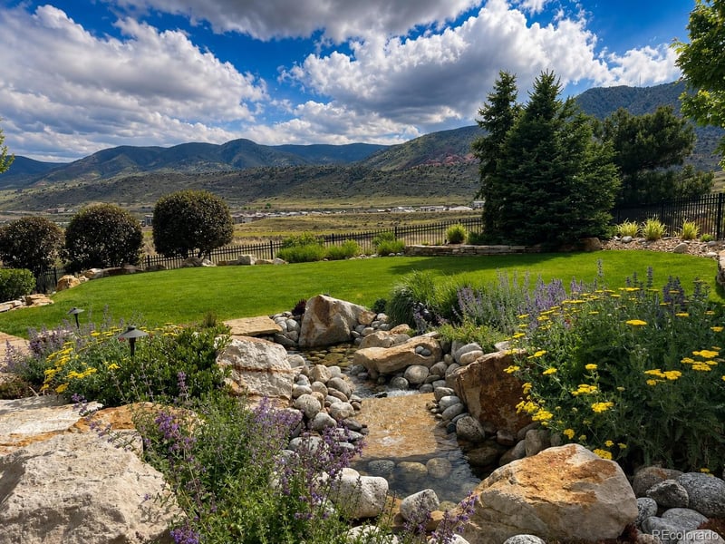 15440 Asbury Ave, Lakewood, CO 80228