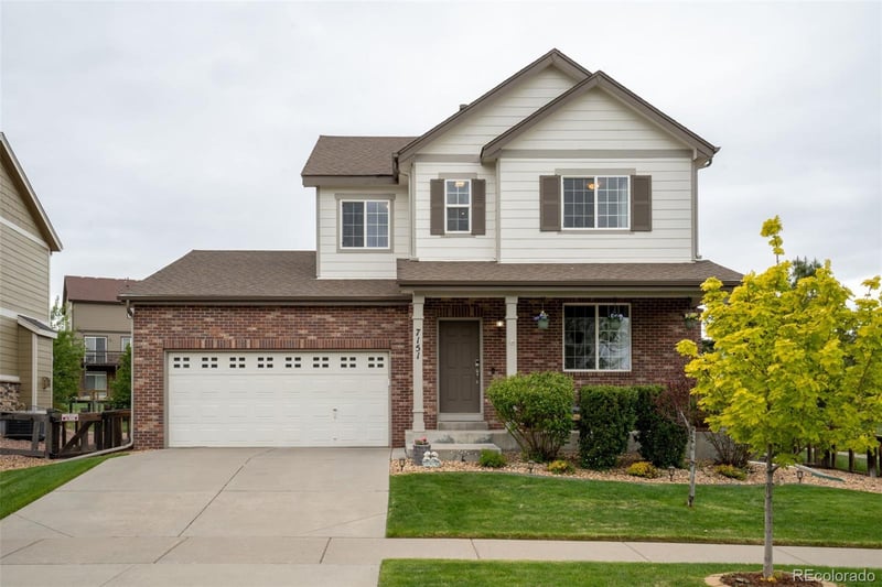 7151 Oak Hill Cir, Aurora, CO 80016