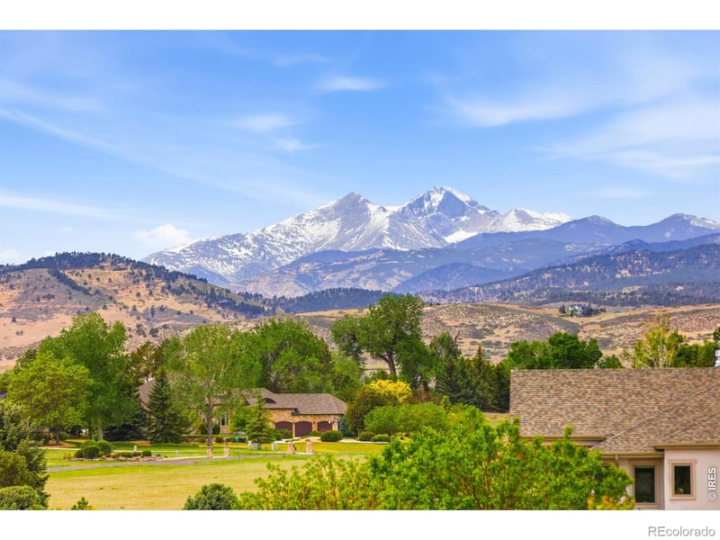 2114 Shoreside Dr, Berthoud, CO 80513