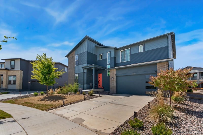 23933 39th Ave, Aurora, CO 80019
