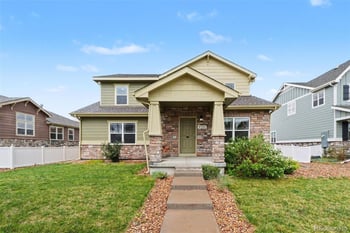 2304 Winding Dr, Longmont, CO 80504
