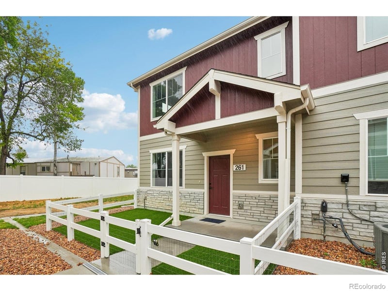 261 Cardinal St, Johnstown, CO 80534