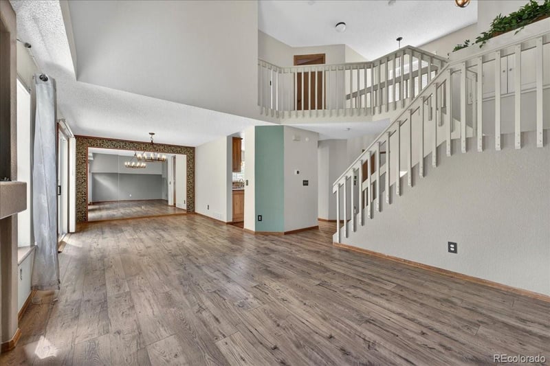 19721 Stanford Dr, Centennial, CO 80015