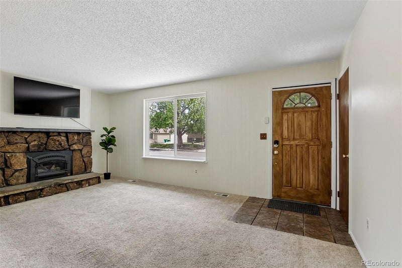 15662 Eldorado Dr, Aurora, CO 80013
