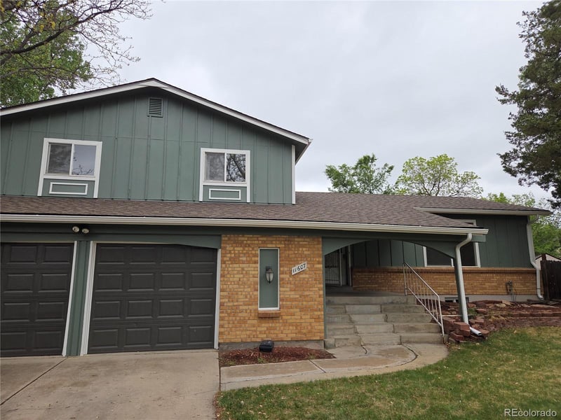 11607 Mexico Ave, Aurora, CO 80012